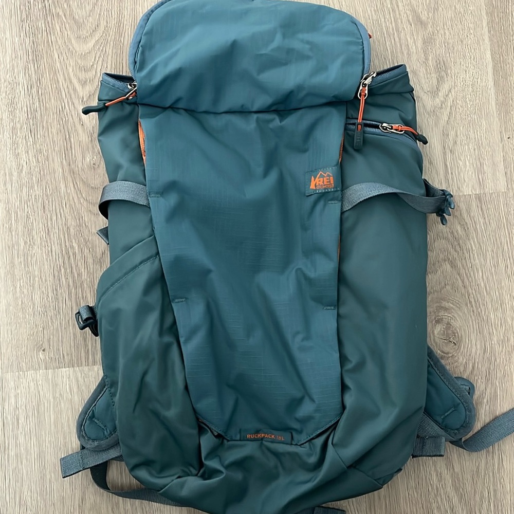 EUC REI Co-op Ruckpack 18 Recycled Daypack